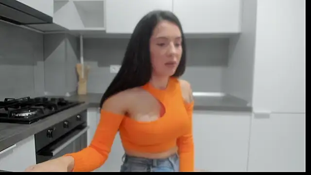 Emmapmg online show from 12-19-25, 08:16