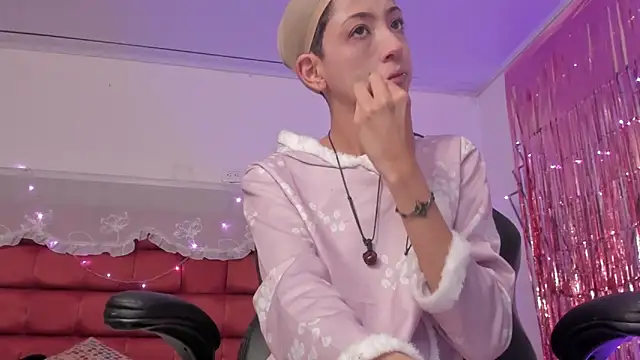 BonnieCute  online show from 03-15-25, 11:40