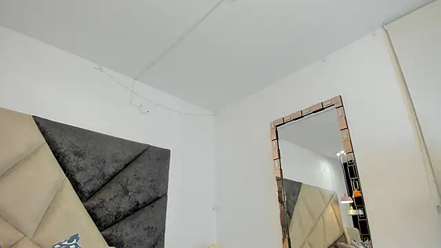 BonnieCute  online show from 02-06-26, 12:04