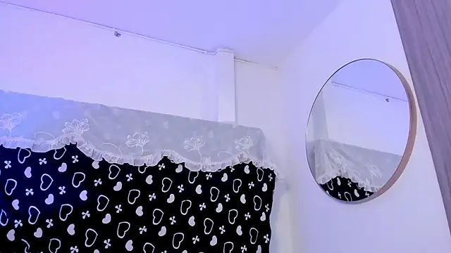 Snapshot of BonnieCute_ chatting on 06-14-26, 12:41 BonnieCute online show from 06-14-26, 12:41