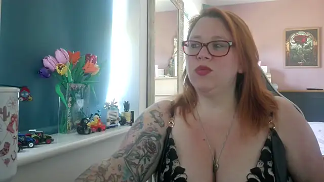 Snapshot of NikiDeeOfficial chatting on 07-13-26, 11:13 NikiDeeOfficial online show from 07-13-26, 11:13