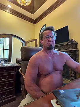 Snapshot of sluttydylan chatting on 06-09-26, 01:17 sluttydylan online show from 06-09-26, 01:17