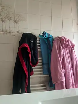 Snapshot of LadyVenere chatting on 02-16-25, 02:21 LadyVenere online show from 02-16-25, 02:21