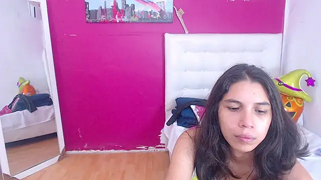 Snapshot of nextdoor_fantasy1 chatting on 10-29-25, 03:20 nextdoor fantasy1 online show from 10-29-25, 03:20