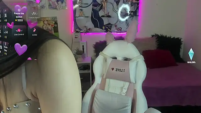 Snapshot of Sofi_lenox chatting on 02-13-25, 07:35 Sofi lenox online show from 02-13-25, 07:35