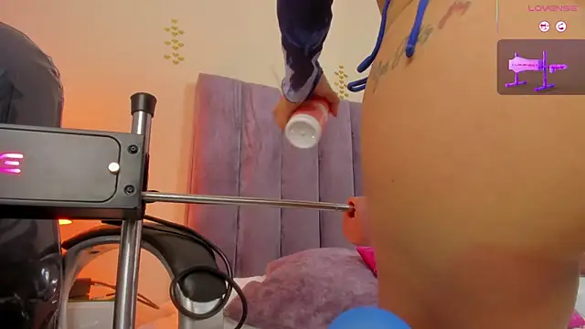 Megan Thompsonn online show from 03-26-26, 11:27