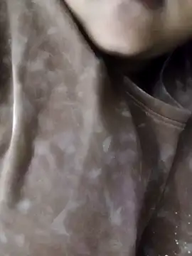 Snapshot of smile_pretty chatting on 12-13-24, 12:42 smile pretty online show from 12-13-24, 12:42