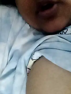 Snapshot of smile_pretty chatting on 12-17-24, 09:27 smile pretty online show from 12-17-24, 09:27