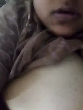 Snapshot of smile_pretty chatting on 01-08-25, 07:56 smile pretty online show from 01-08-25, 07:56