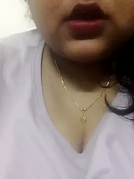 Snapshot of smile_pretty chatting on 01-15-25, 07:44 smile pretty online show from 01-15-25, 07:44