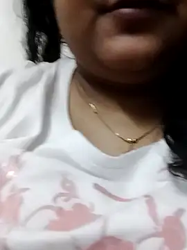 Snapshot of smile_pretty chatting on 01-18-25, 09:34 smile pretty online show from 01-18-25, 09:34