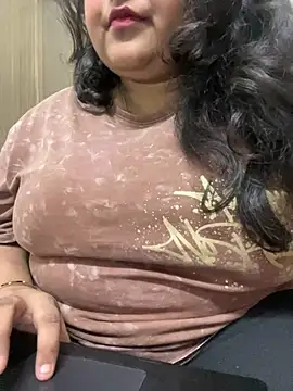 Snapshot of smile_pretty chatting on 01-20-25, 10:15 smile pretty online show from 01-20-25, 10:15