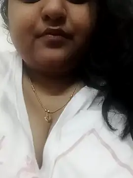 Snapshot of smile_pretty chatting on 02-05-25, 04:58 smile pretty online show from 02-05-25, 04:58