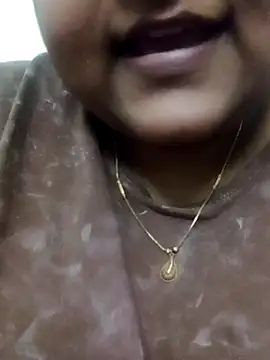 Snapshot of smile_pretty chatting on 02-12-25, 09:22 smile pretty online show from 02-12-25, 09:22