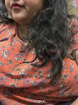 Snapshot of smile_pretty chatting on 02-14-25, 08:59 smile pretty online show from 02-14-25, 08:59