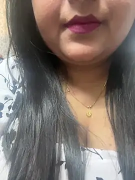 Snapshot of smile_pretty chatting on 02-28-25, 04:54 smile pretty online show from 02-28-25, 04:54