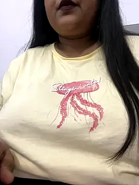 Snapshot of smile_pretty chatting on 09-25-25, 09:57 smile pretty online show from 09-25-25, 09:57