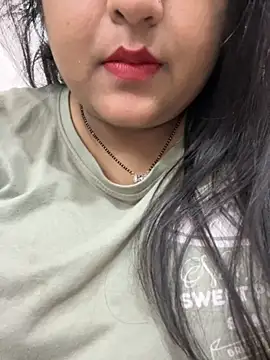 Snapshot of smile_pretty chatting on 10-14-25, 08:20 smile pretty online show from 10-14-25, 08:20