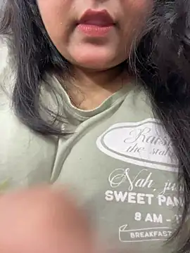 smile pretty online show from 02-04-26, 06:03