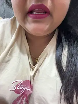 smile pretty online show from 03-13-26, 09:38