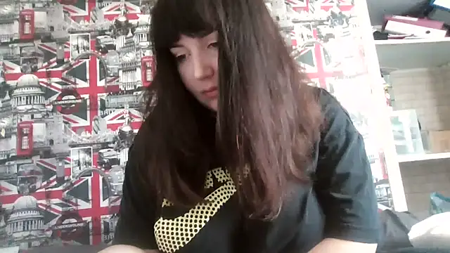 Lynylou online show from 11-02-25, 12:07