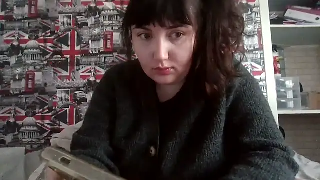 Lynylou online show from 11-04-25, 12:04