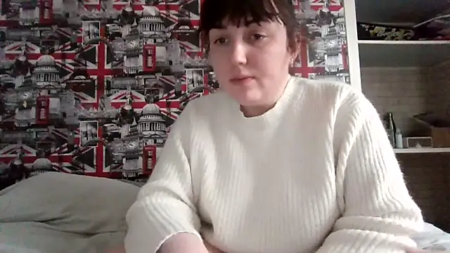 Lynylou online show from 01-08-26, 01:02