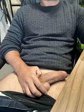 Snapshot of brazilsp chatting on 10-23-25, 04:39 brazilsp online show from 10-23-25, 04:39