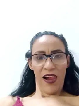 Snapshot of BarbaraMature chatting on 01-07-26, 04:42 BarbaraMature online show from 01-07-26, 04:42