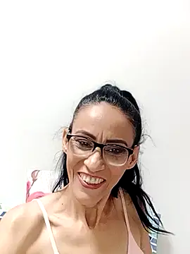 Snapshot of BarbaraMature chatting on 01-08-26, 03:25 BarbaraMature online show from 01-08-26, 03:25