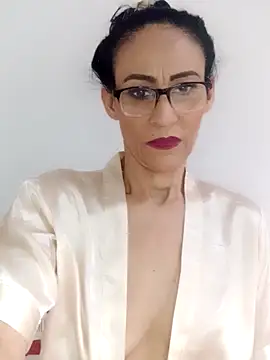Snapshot of BarbaraMature chatting on 03-01-26, 04:53 BarbaraMature online show from 03-01-26, 04:53