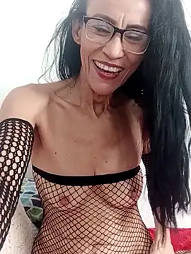 Snapshot of BarbaraMature chatting on 03-13-26, 07:20 BarbaraMature online show from 03-13-26, 07:20