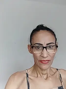 Snapshot of BarbaraMature chatting on 07-10-26, 03:25 BarbaraMature online show from 07-10-26, 03:25