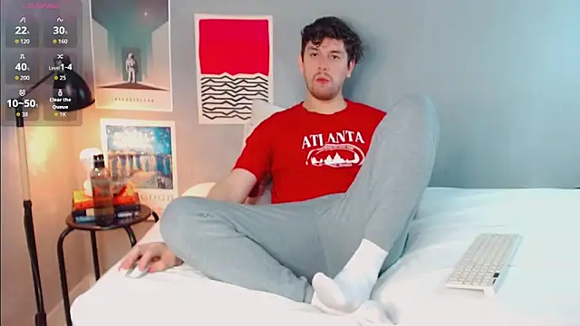 Elio555 online show from 12-22-25, 02:36