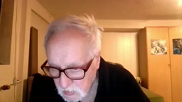 Snapshot of Sammy1660 chatting on 05-08-26, 02:17 Sammy1660 online show from 05-08-26, 02:17