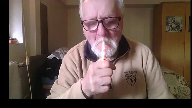Snapshot of Sammy1660 chatting on 06-17-26, 11:01 Sammy1660 online show from 06-17-26, 11:01