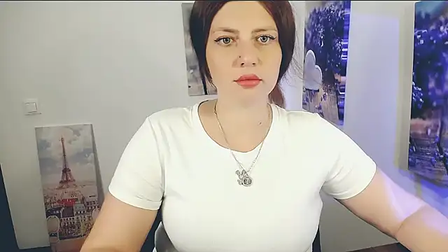 Snapshot of Lizzy_Love chatting on 07-26-26, 12:45 Lizzy Love online show from 07-26-26, 12:45