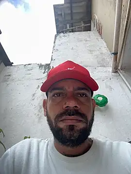 Snapshot of rich0431 chatting on 11-09-25, 07:34 rich0431 online show from 11-09-25, 07:34