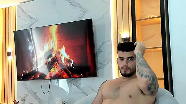 Ricardogo19 online show from 11-20-25, 07:24