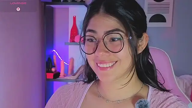 LoaLuxury online show from 02-26-26, 04:28