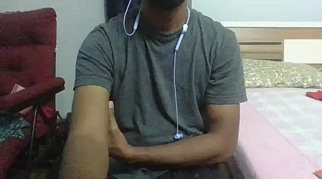 Snapshot of IndianEurope chatting on 01-15-25, 07:01 IndianEurope online show from 01-15-25, 07:01