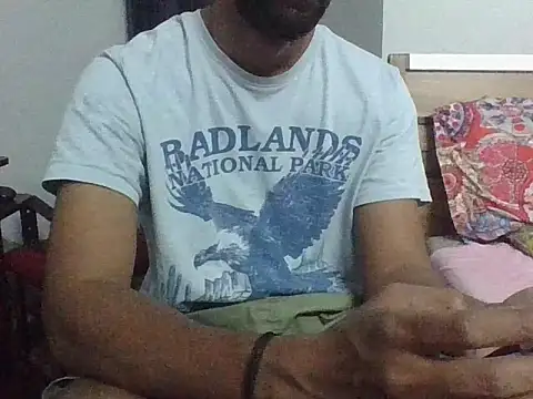 Snapshot of IndianEurope chatting on 09-23-25, 03:48 IndianEurope online show from 09-23-25, 03:48