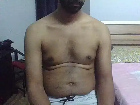 Snapshot of IndianEurope chatting on 10-09-25, 06:39 IndianEurope online show from 10-09-25, 06:39