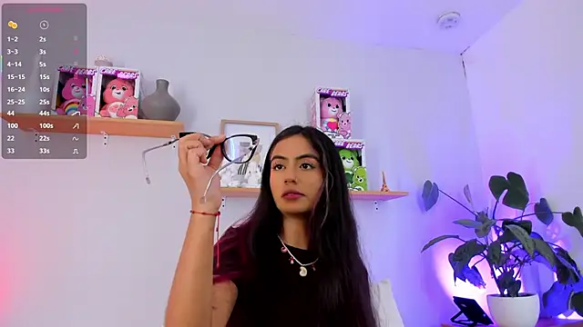 emily bank online show from 10-22-25, 07:57