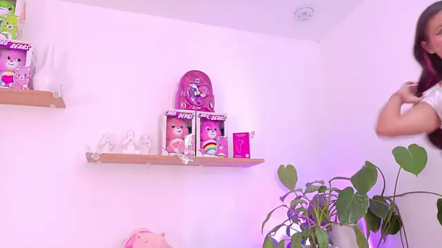 emily bank online show from 03-24-26, 07:52