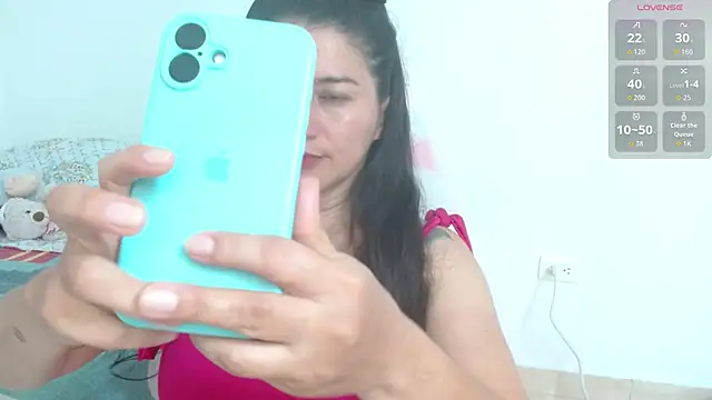 Emelyross  online show from 12-21-25, 04:14