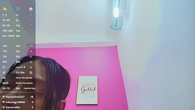 yourcuteneighbourr online show from 02-25-25, 09:31