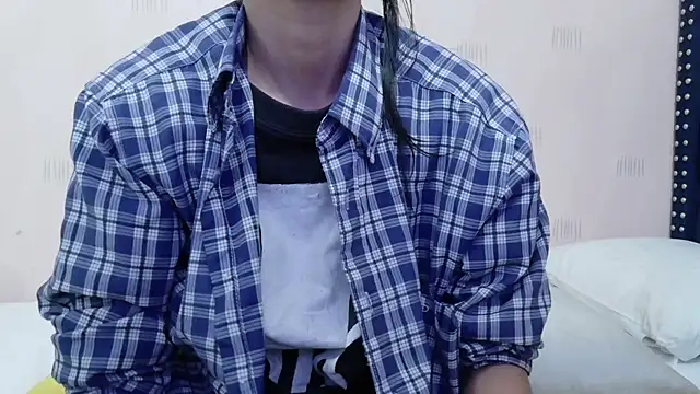 yourcuteneighbourr online show from 02-28-26, 02:56