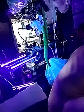 gurlnips online show from 03-16-26, 08:46