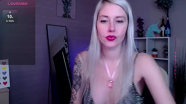 Mermaid N online show from 02-14-25, 04:47